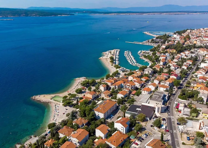 Apartment In Mit Terrasse By Interhome Crikvenica