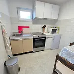Apartamento In Mit Terrasse By Interhome Crikvenica