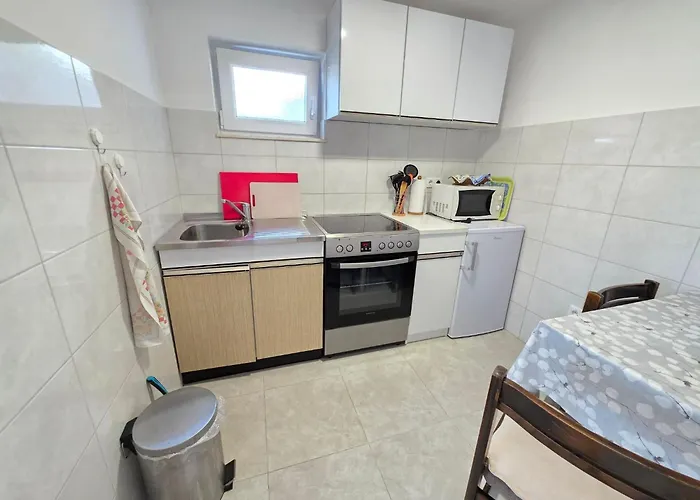 Lejlighed In Crikvenica Mit Terrasse By Interhome Crikvenica